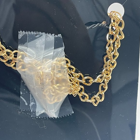 BeBe GOLD RHINESTONE CHAIN LINK 3 LAYER NECKLACE new in packet - Picture 4 of 6